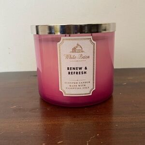 NWT White Barn / Bath & Body Works Renew and Refresh candle